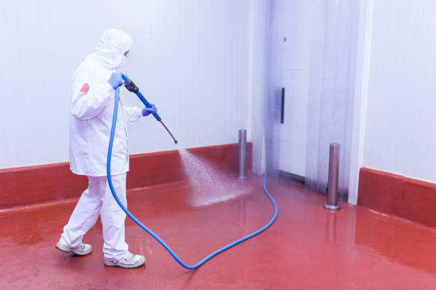 Best Animal Enclosure Cleaning  in Shinnston, WV
